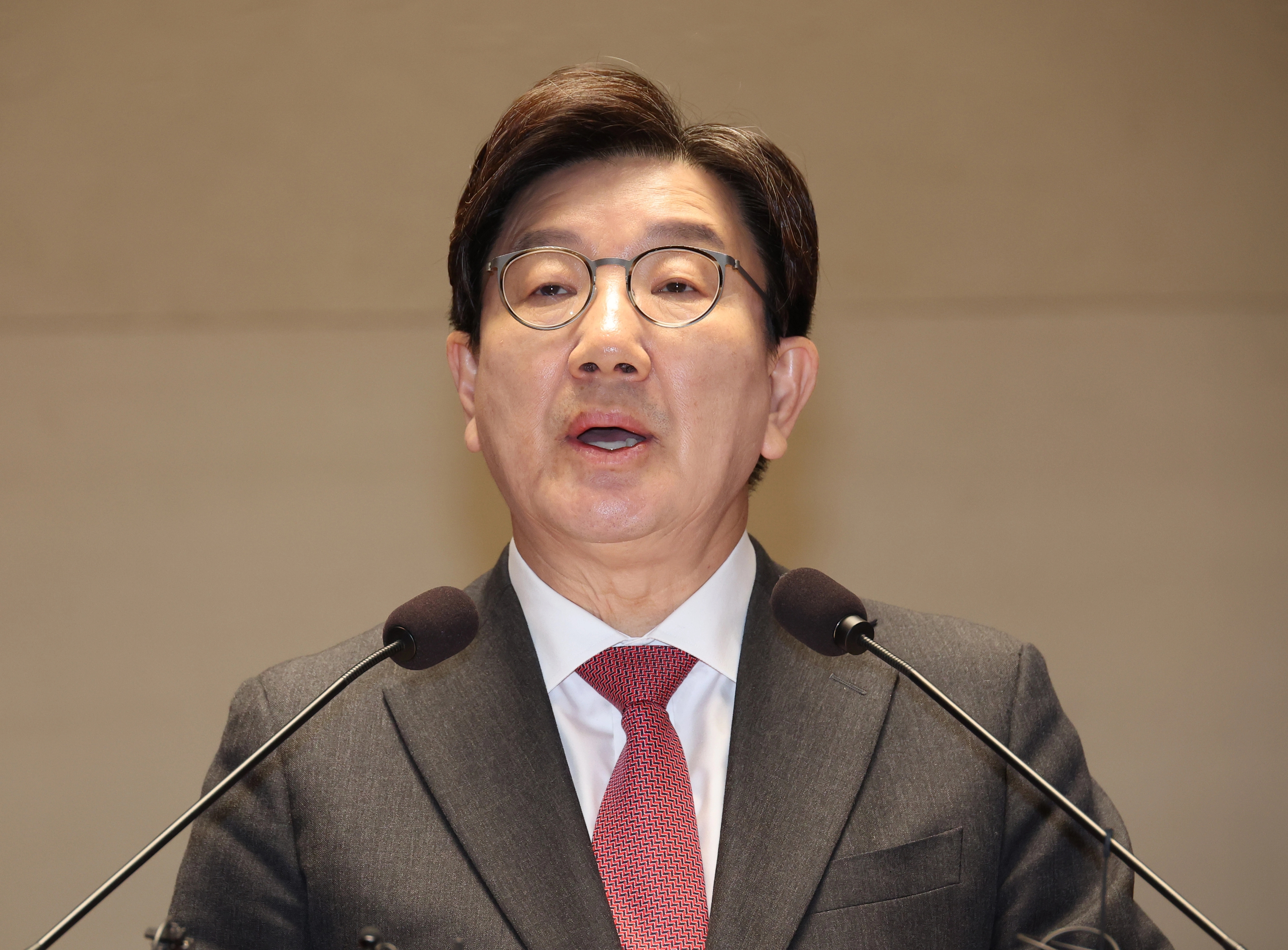 권성동1