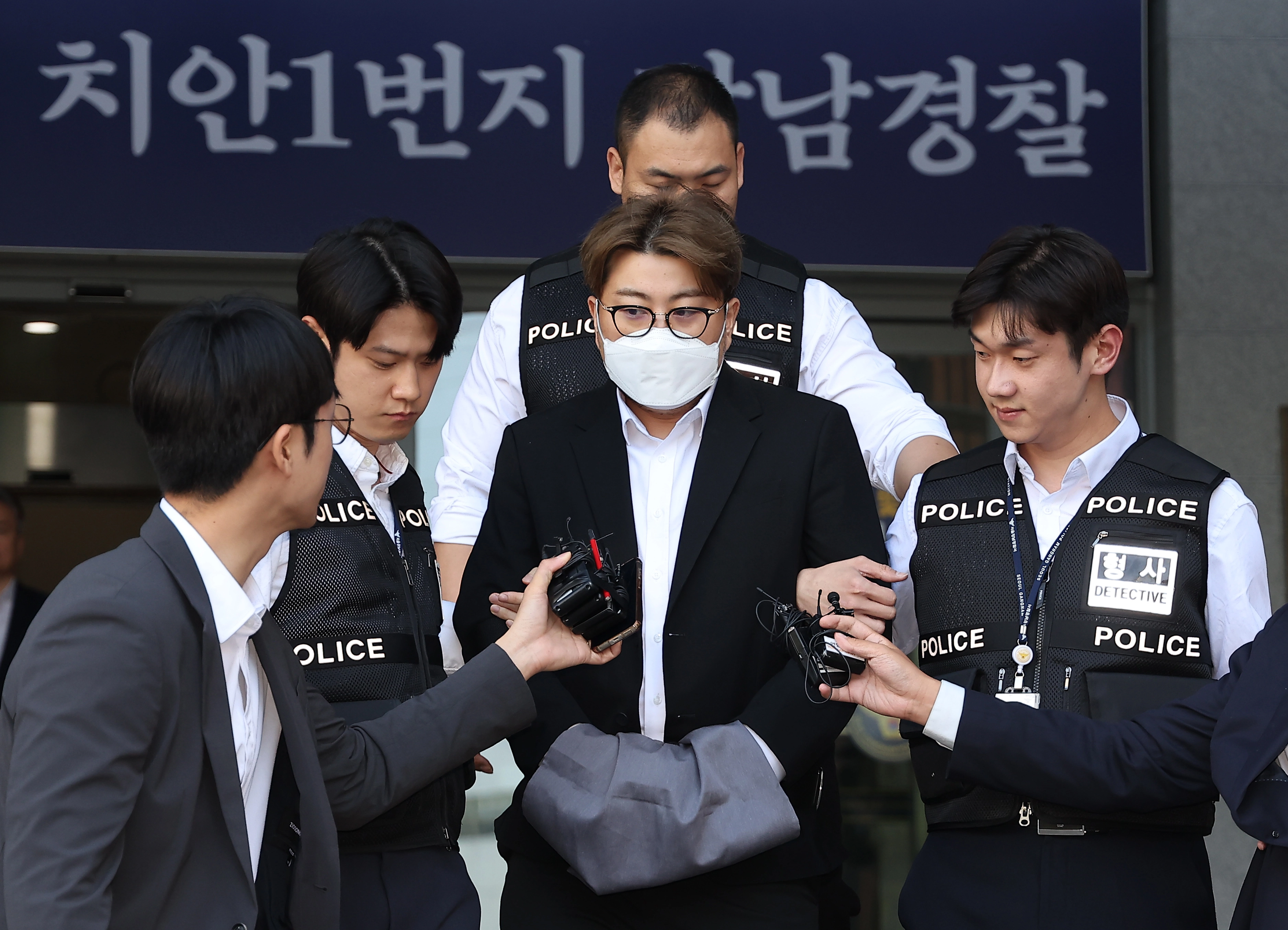 김호중