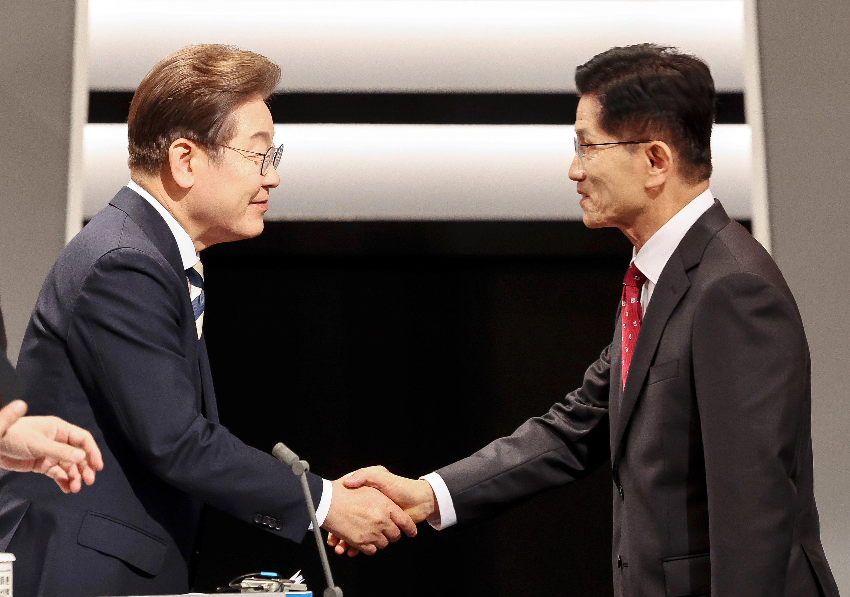 이재명 김문수