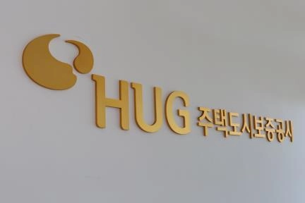 HUG