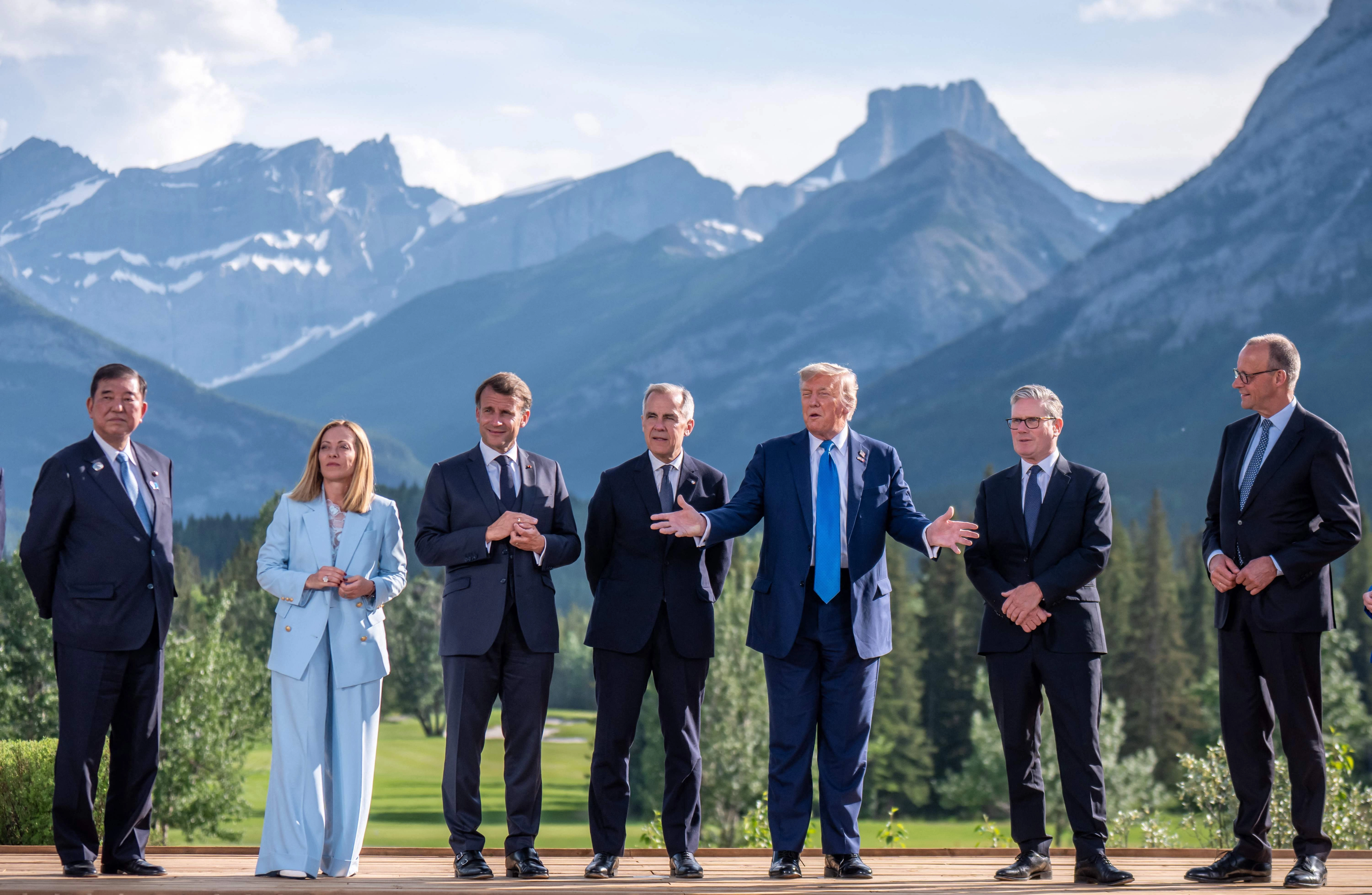 g7