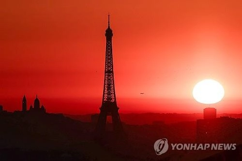 파리