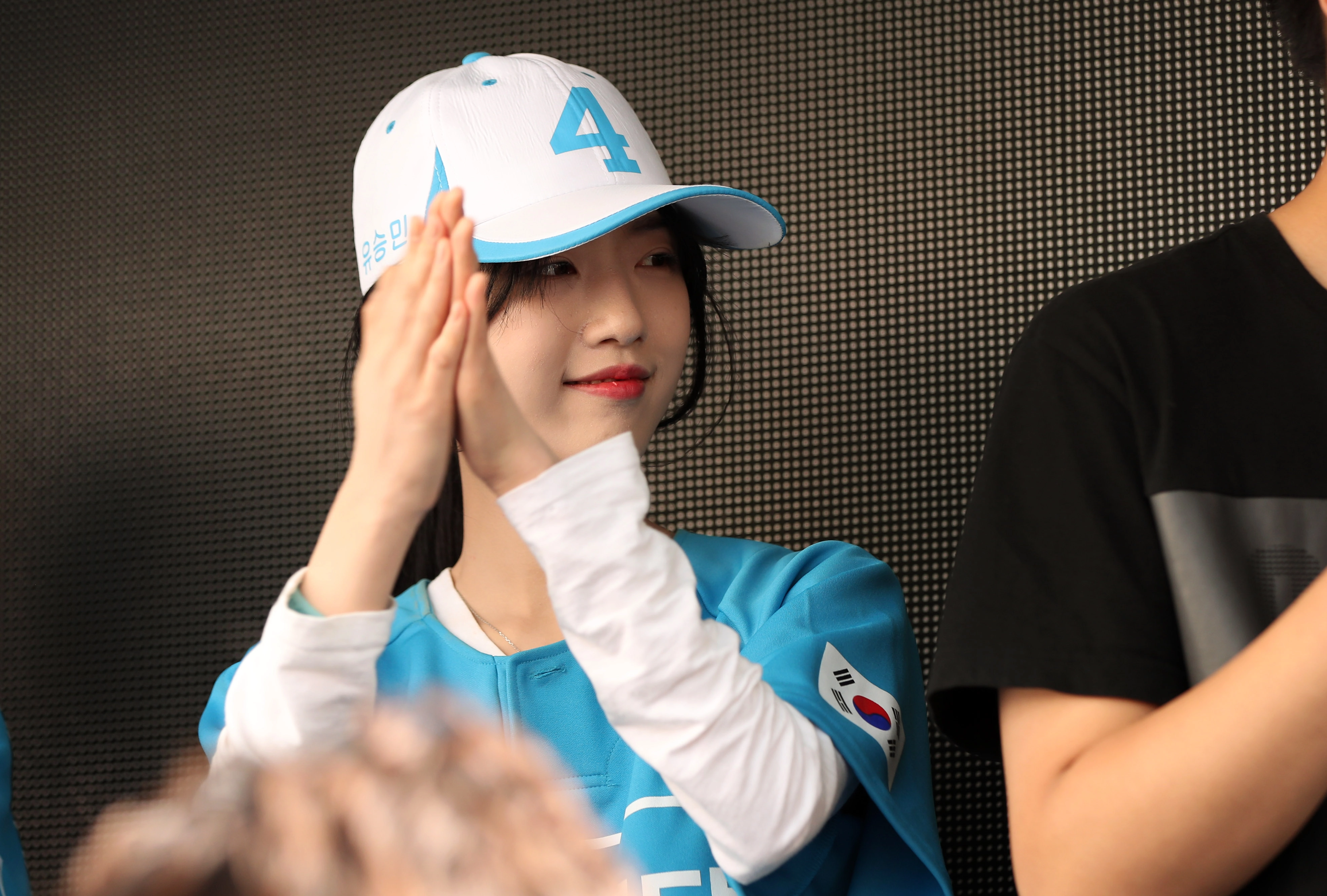 유담