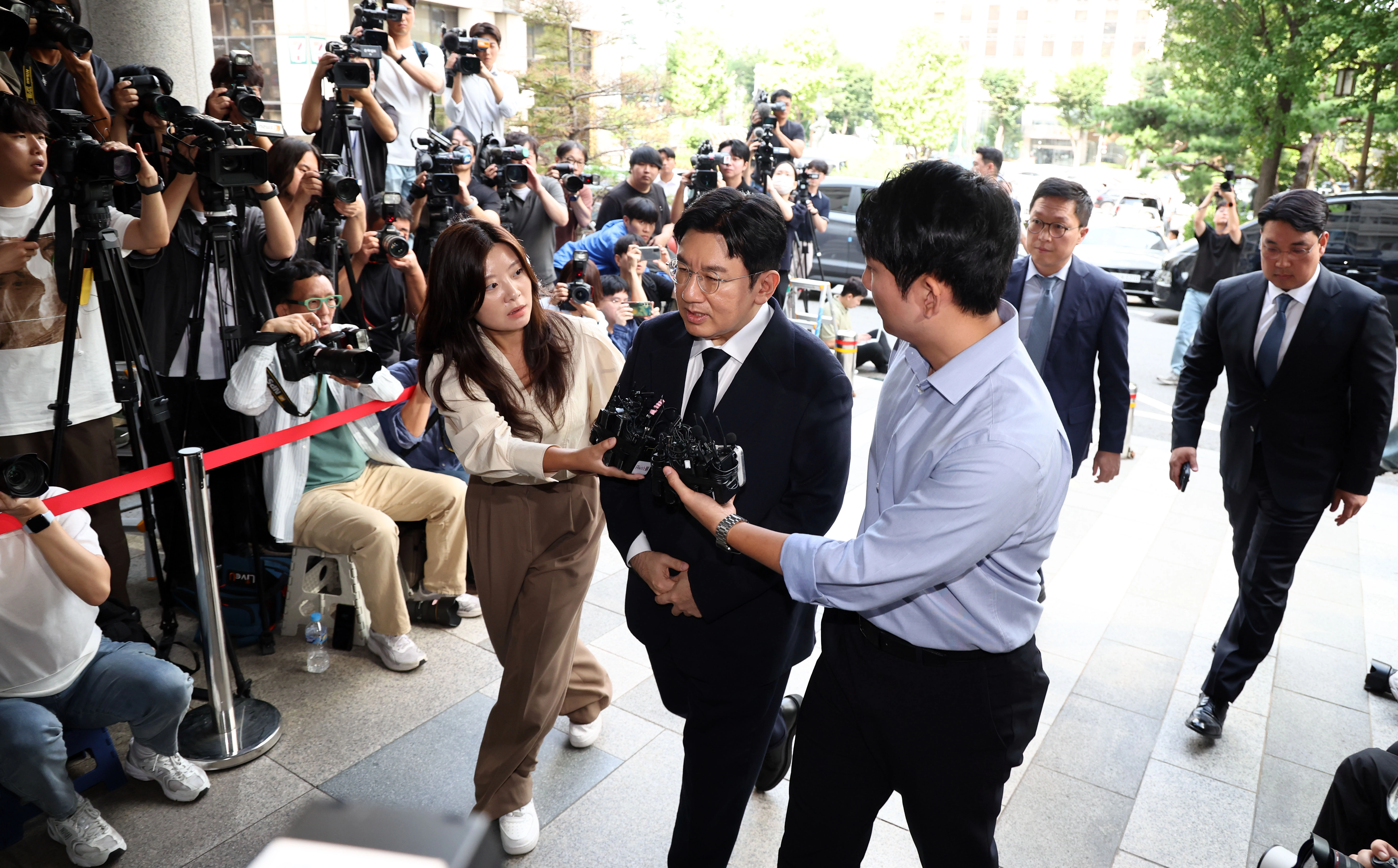 방시혁
