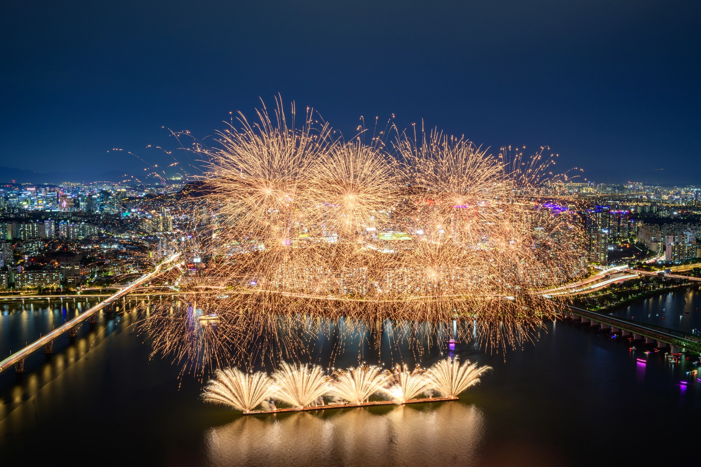 서울세계불꽃축제 [서울 영등포구 제공.