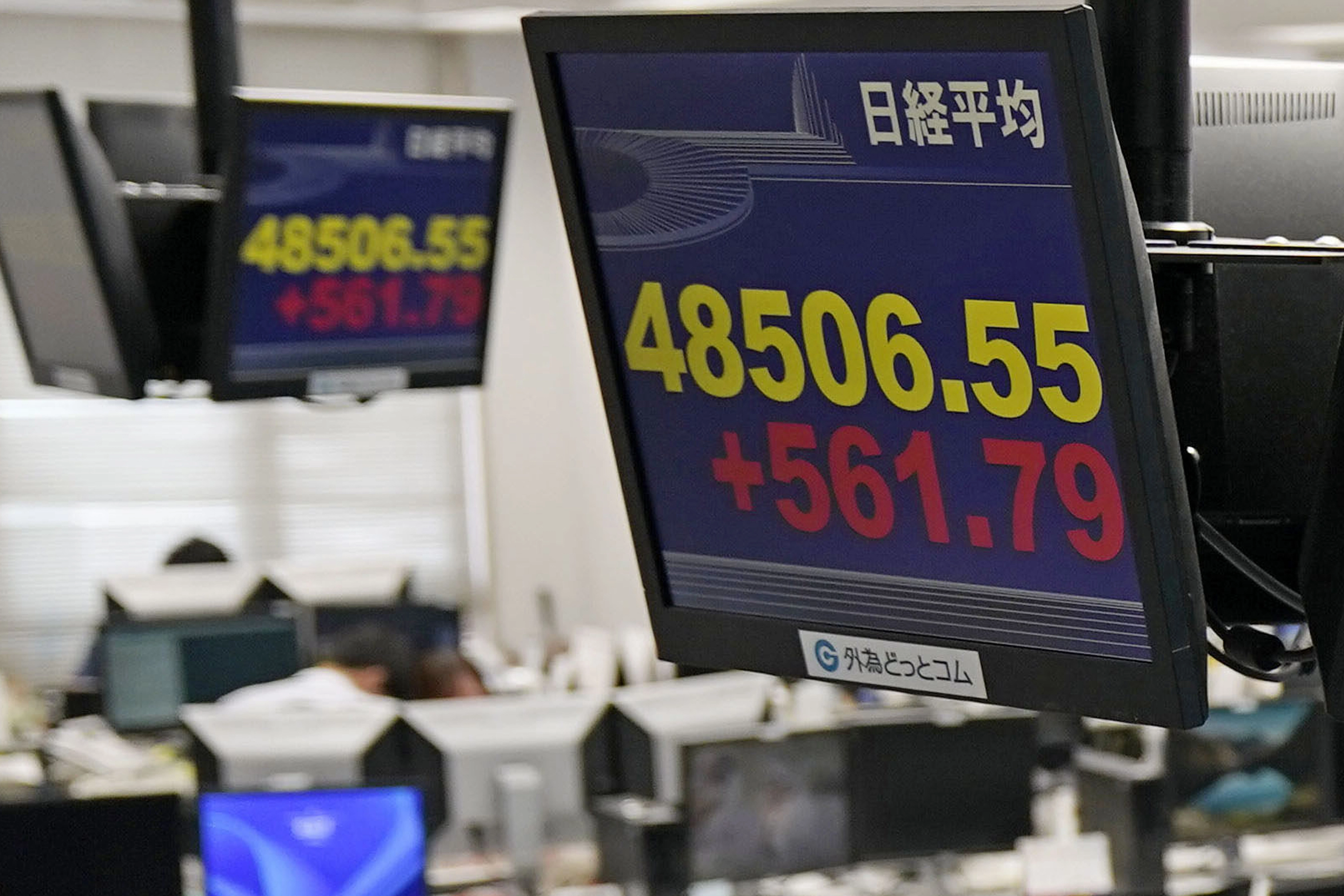 일본 증시 대표 주가지수인 닛케이225 평균주가(이하 닛케이지수)가 7일 한때 48,500선을 돌파해 있다.
