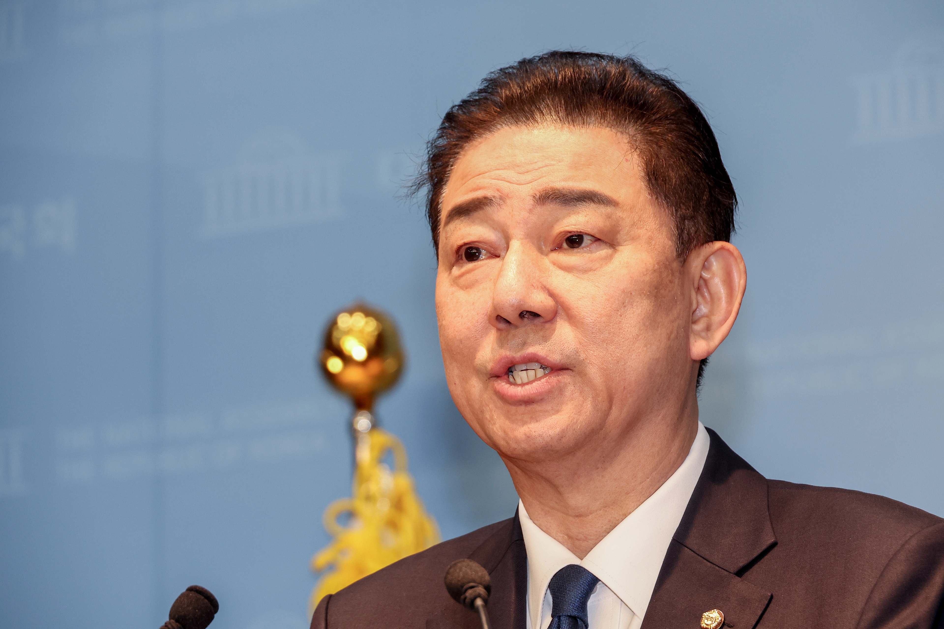 더불어민주당 김병기 의원이 19일 서울 여의도 국회 소통관에서 윤리심판원의 제명 처분 결정 등 그간의 심경에 관한 입장을 밝히고 있다. 2026.1.19 