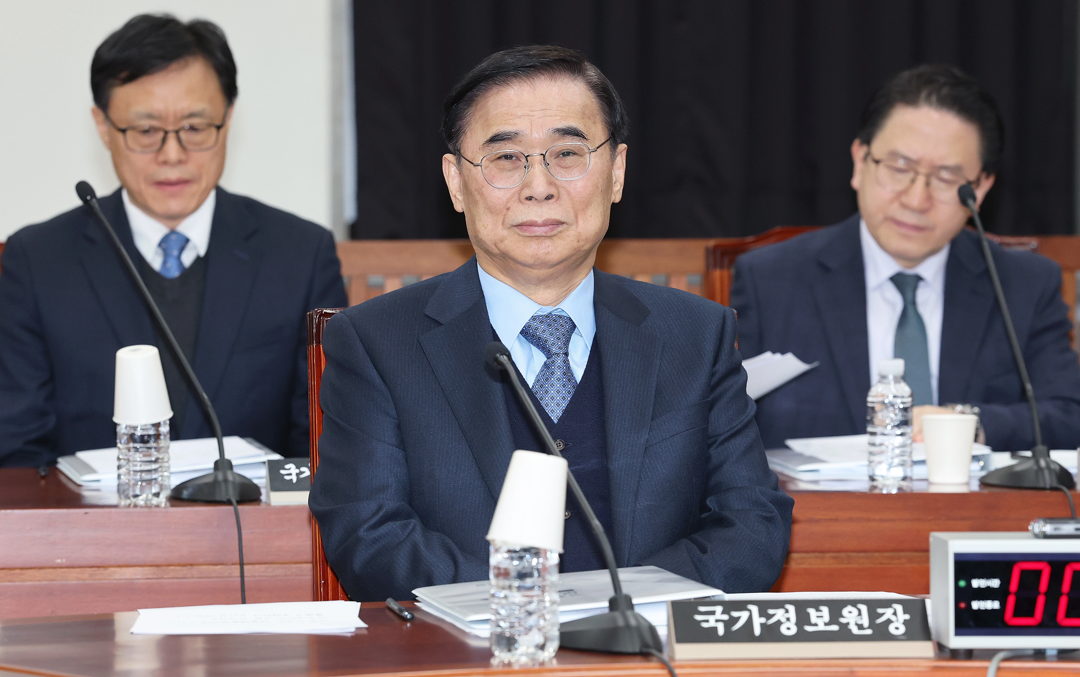 이종석 국가정보원장이 12일 서울 여의도 국회에서 열린 정보위원회 전체회의에 출석해 있다. 2026.2.12 [국회사진기자단]