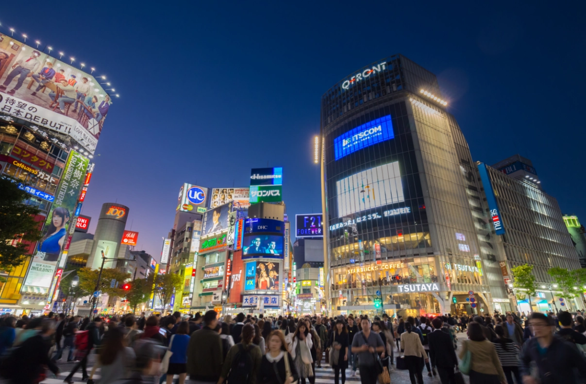  일본에서 기업 규모가 클수록 남녀 간 임금 격차가 벌어지는 경향이 뚜렷한 것으로 나타났다.