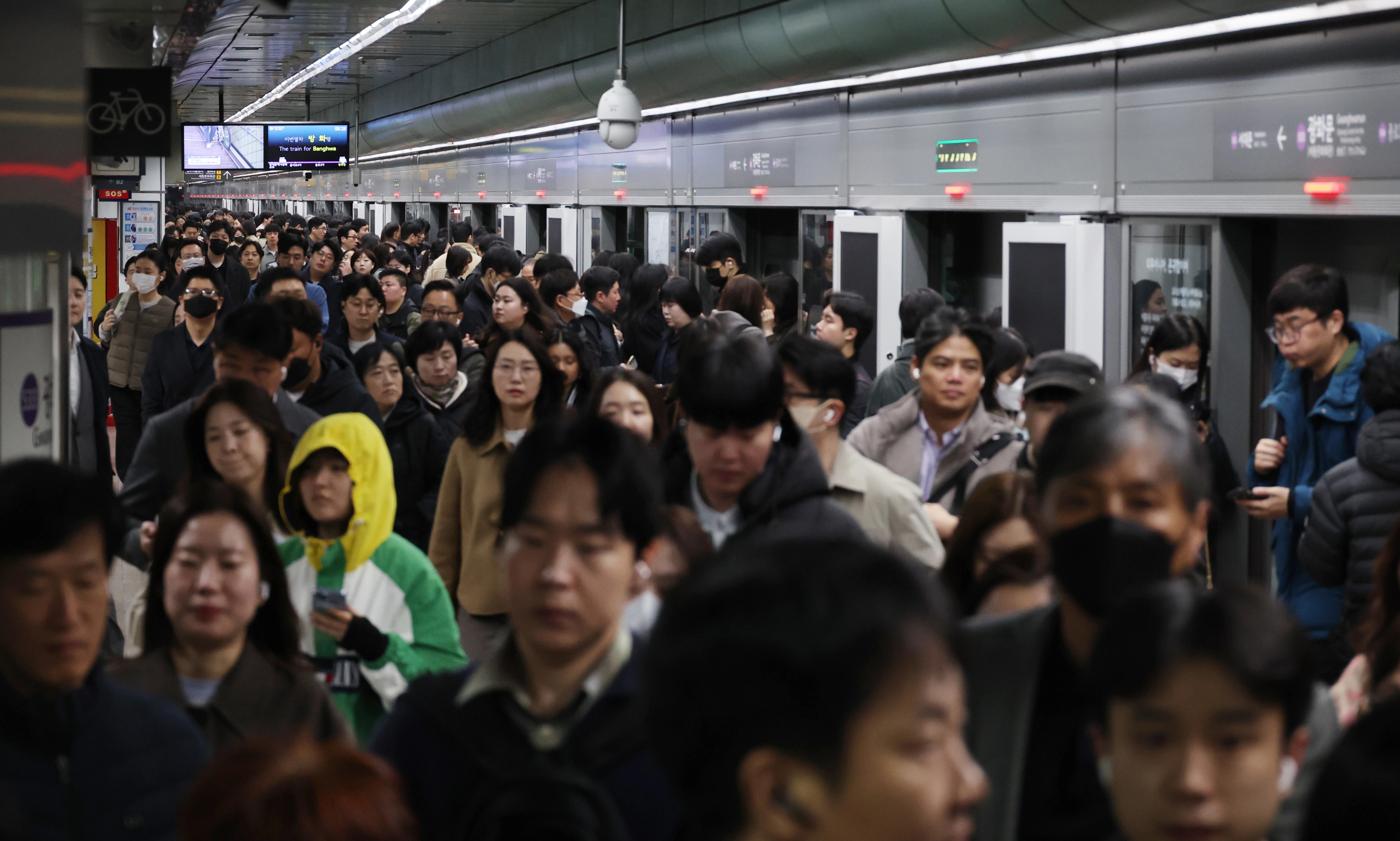 기름값 급등에 지하철 이용객 증가