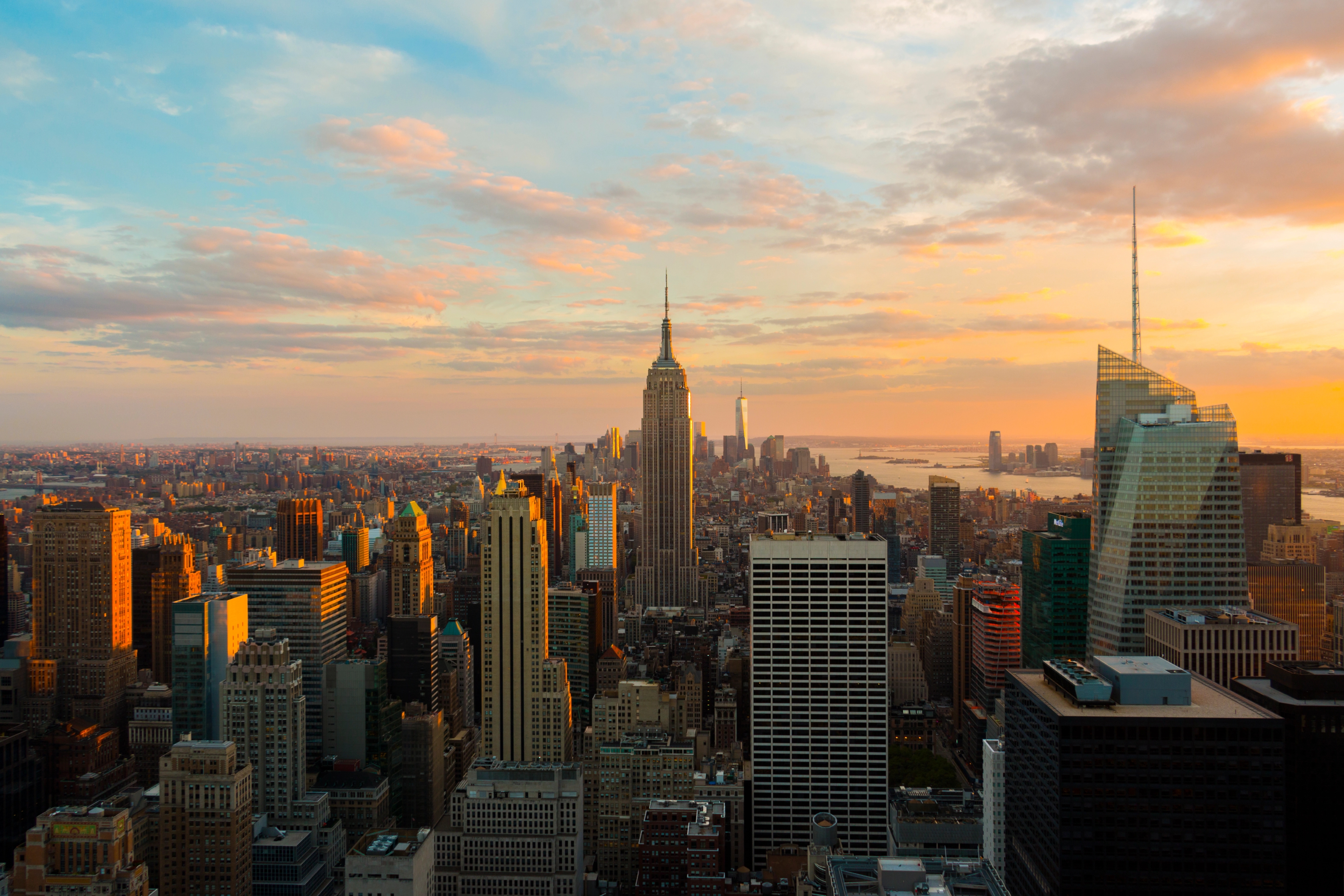 뉴욕 맨해튼의 고층 빌딩들