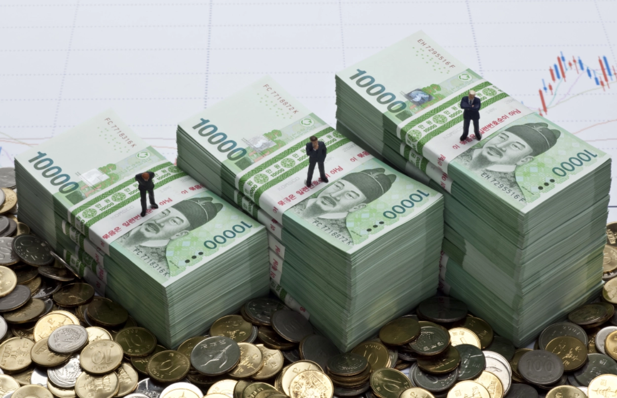 올해 개인 투자자 10명 중 7명이 주식거래를 통해 수익을 낸 것으로 나타났다.